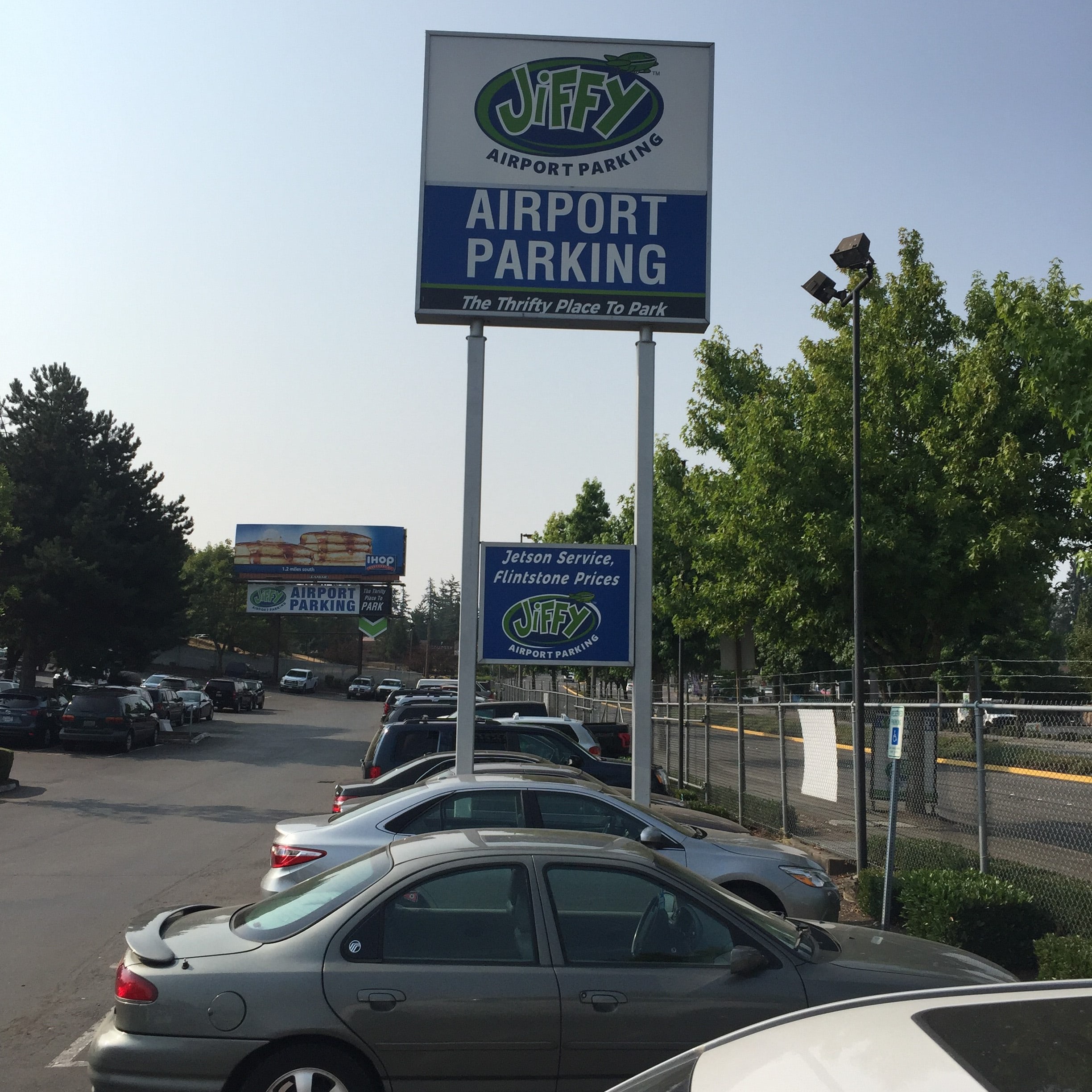 jiffy airport parking map